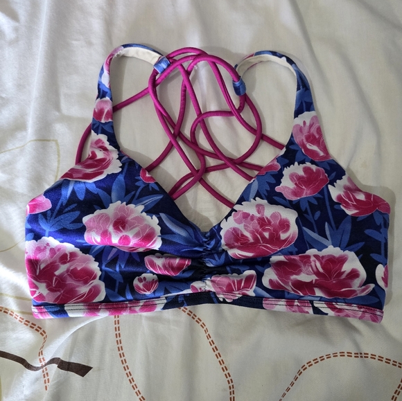 POPFLEX Tops - Popflex sports bra